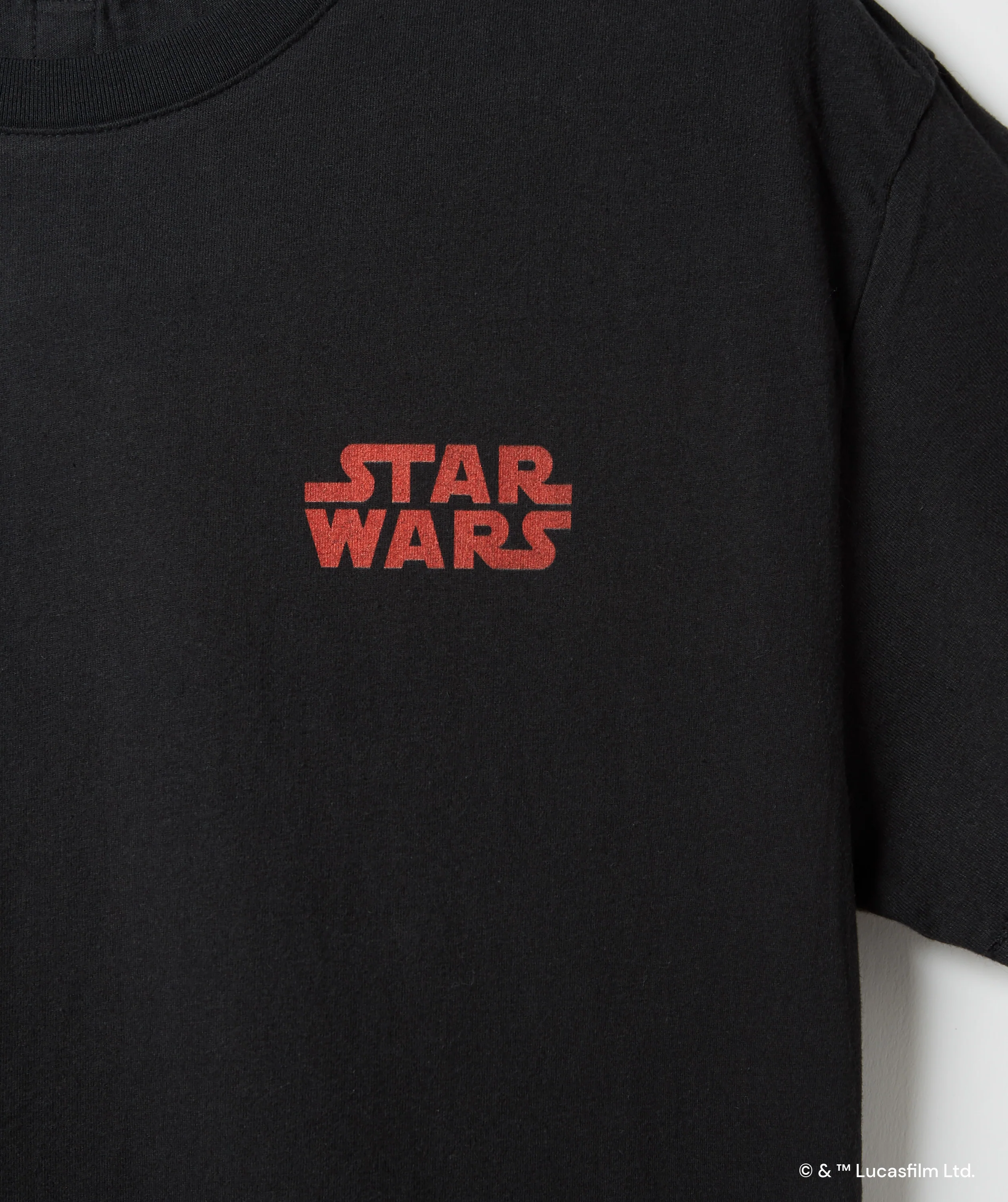 STAR WARS™ KYLO REN HELMET TEE - Image 4