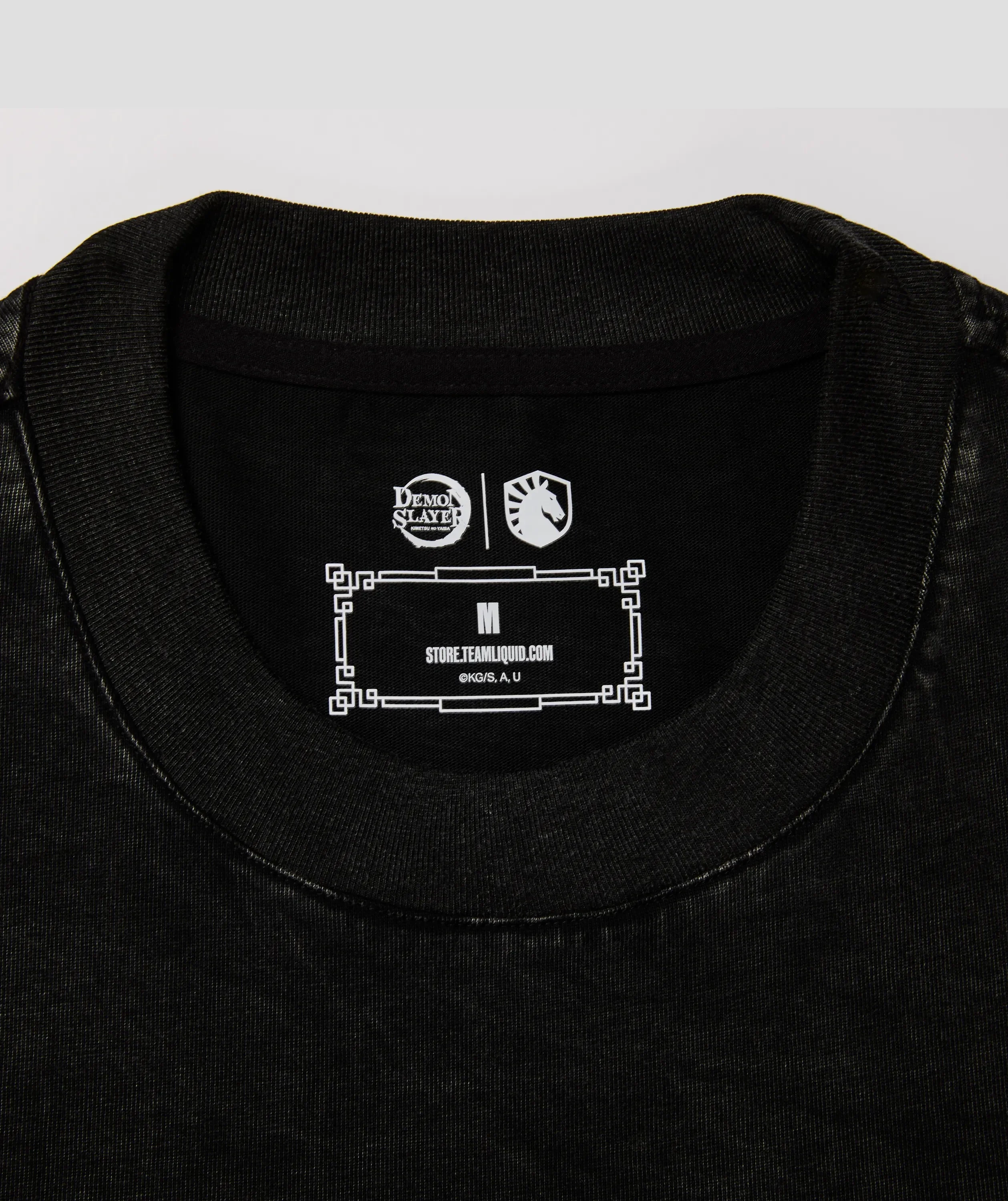 DEMON SLAYER SERPENT HASHIRA OVERSIZED TEE - Image 6